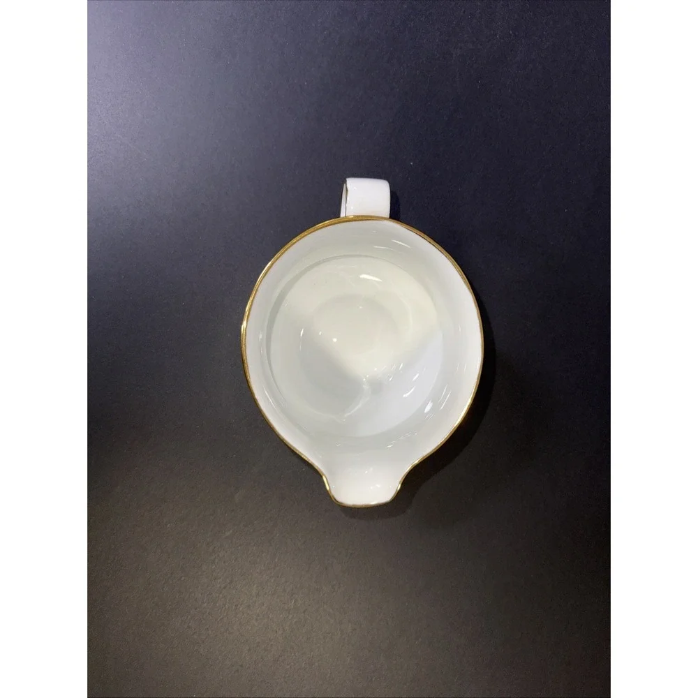 Hutschenreuther Bavaria Germany Creamer – Strawberry Pattern, Gold Trim, Vintage